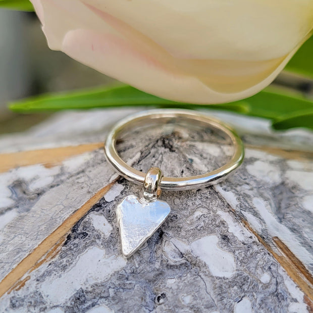 Small Vintage Heart Dangle Ring