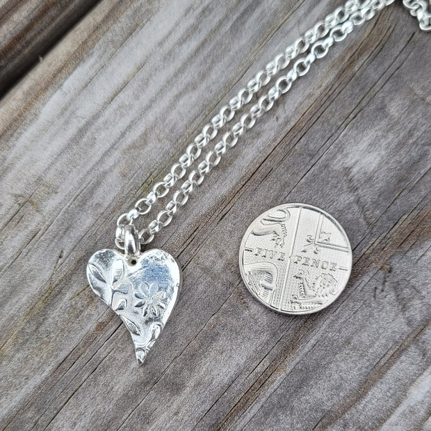 Heart Bloom Necklace