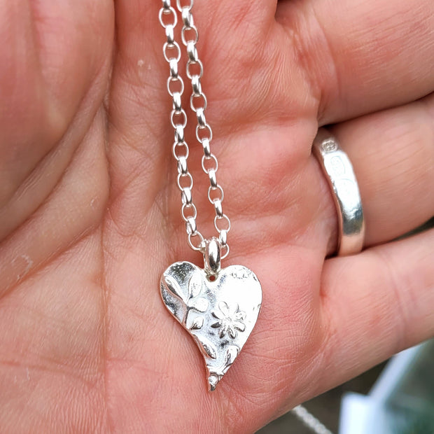 Heart Bloom Necklace