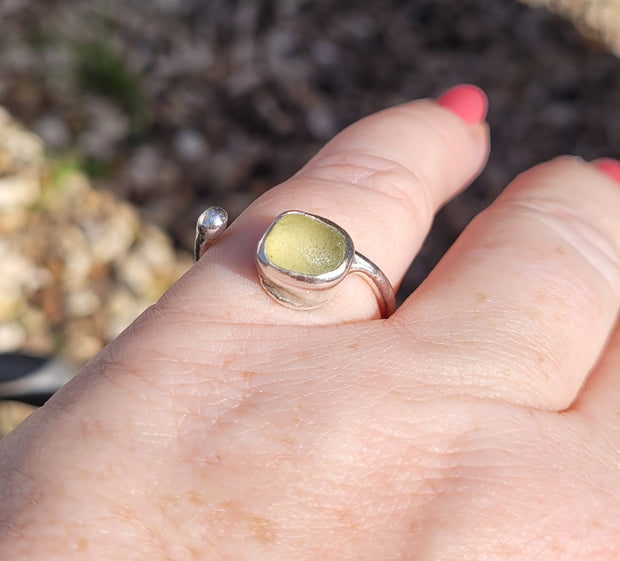 Sunshine Droplet Sea Glass Ring (108)