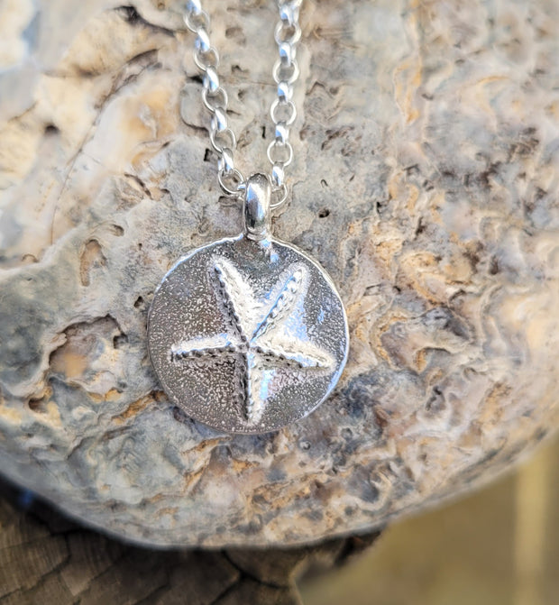 Starfish Disc Necklace