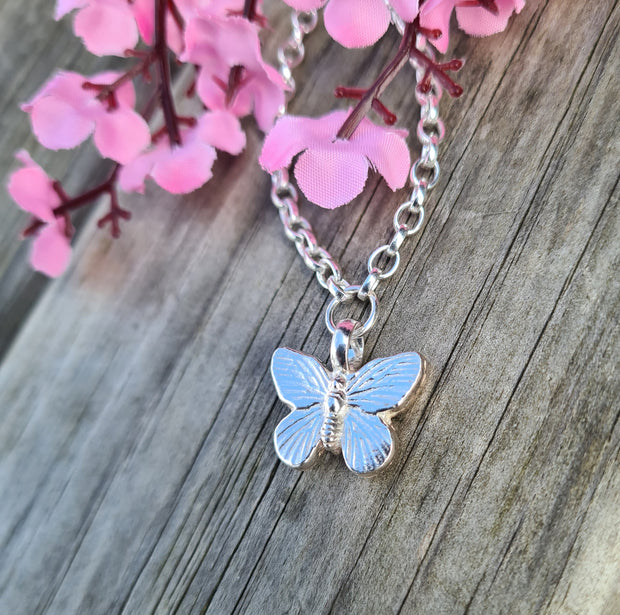 Butterfly Ashes into Silver Chunky Belcher Necklace