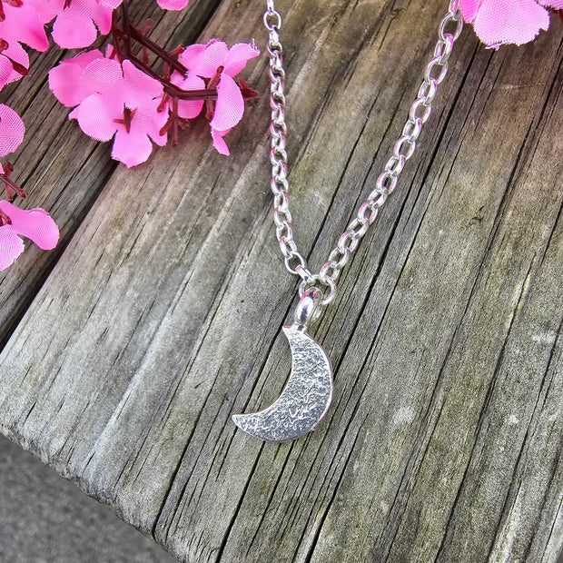 Ashes into Silver 'Crescent Moon' Belcher Necklace