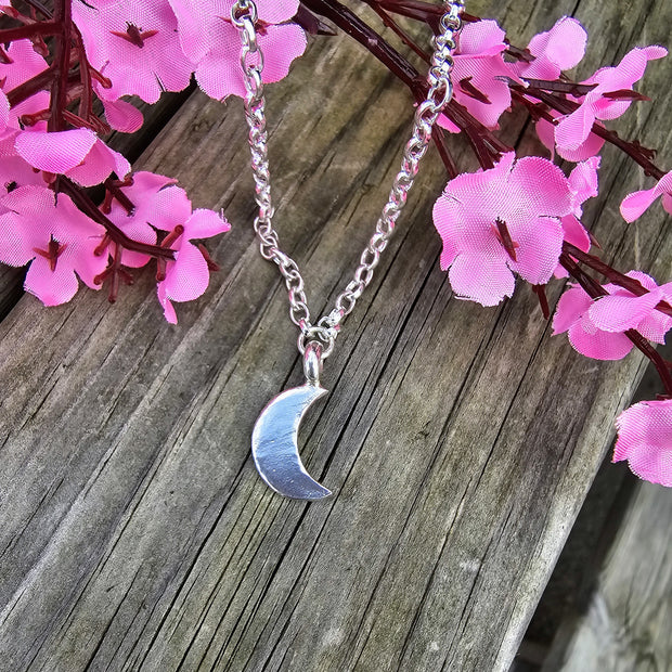 Ashes into Silver 'Crescent Moon' Belcher Necklace