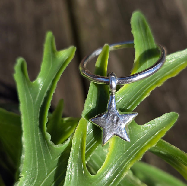 Shooting Star Dangle Ring