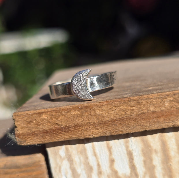 Little Moon Chunky Band Ring