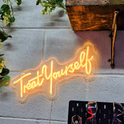 CHRISTMAS CRACKER WORKSHOP