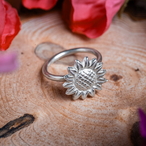 Ashes into Silver 'Sunflower' Ring