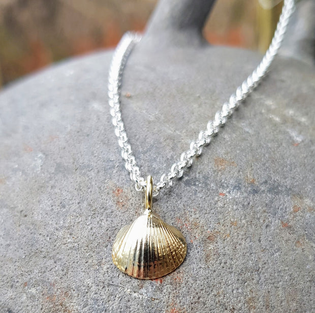 9ct Gold Sea Shell & Sterling Silver Chain Necklace